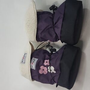 Stonz Baby Booties Size Large